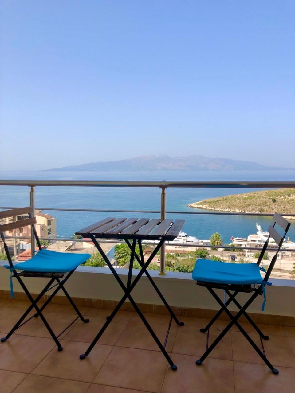 Comfy Blue Sarande Apartment Exterior photo