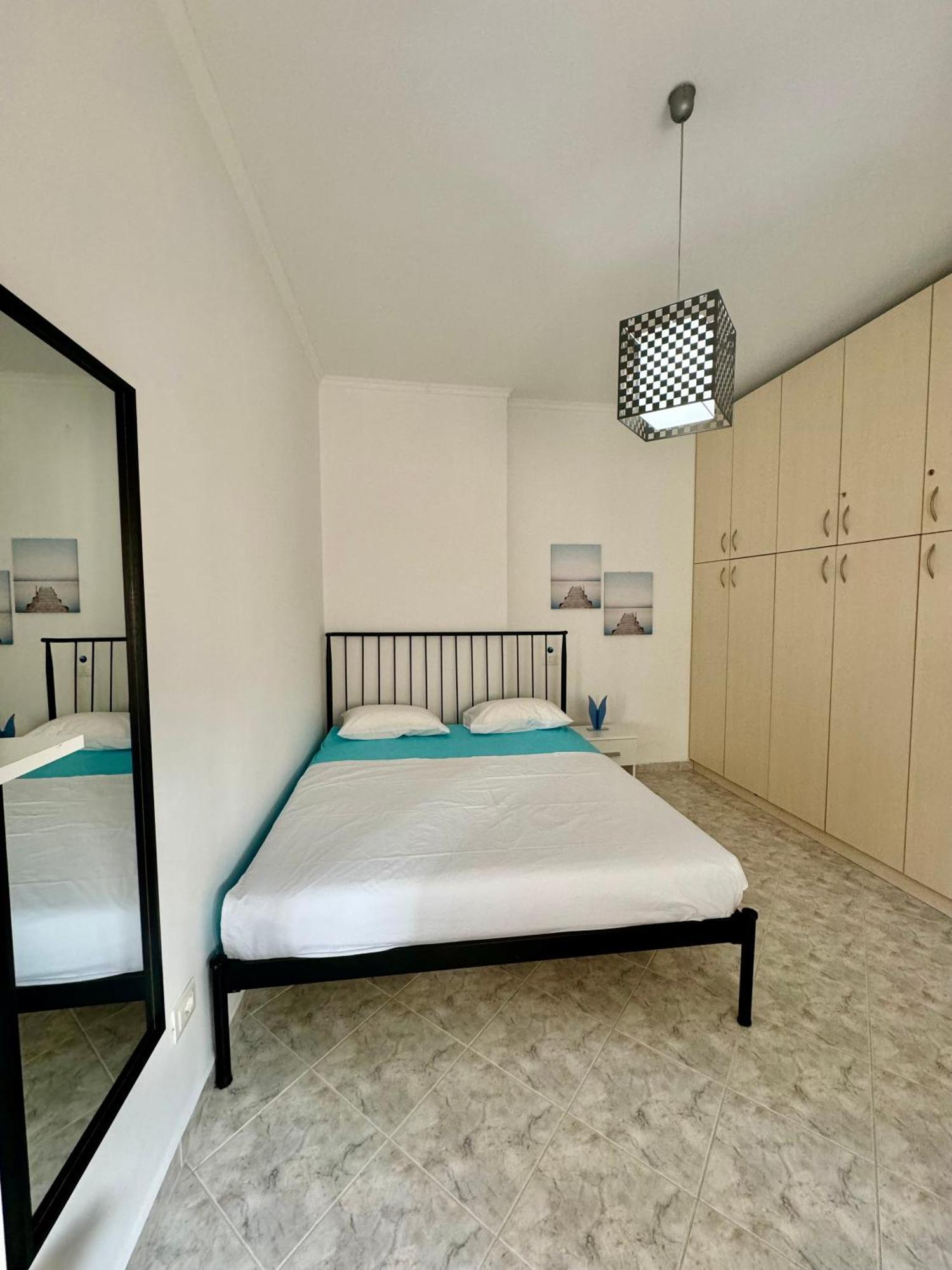 Comfy Blue Sarande Apartment Exterior photo