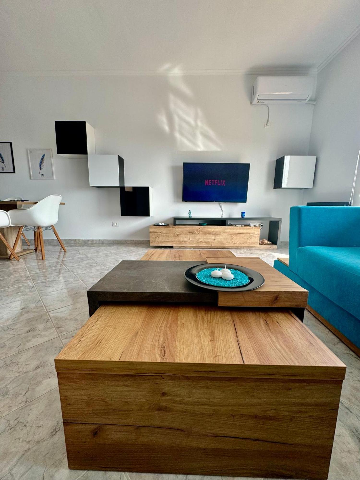 Comfy Blue Sarande Apartment Exterior photo